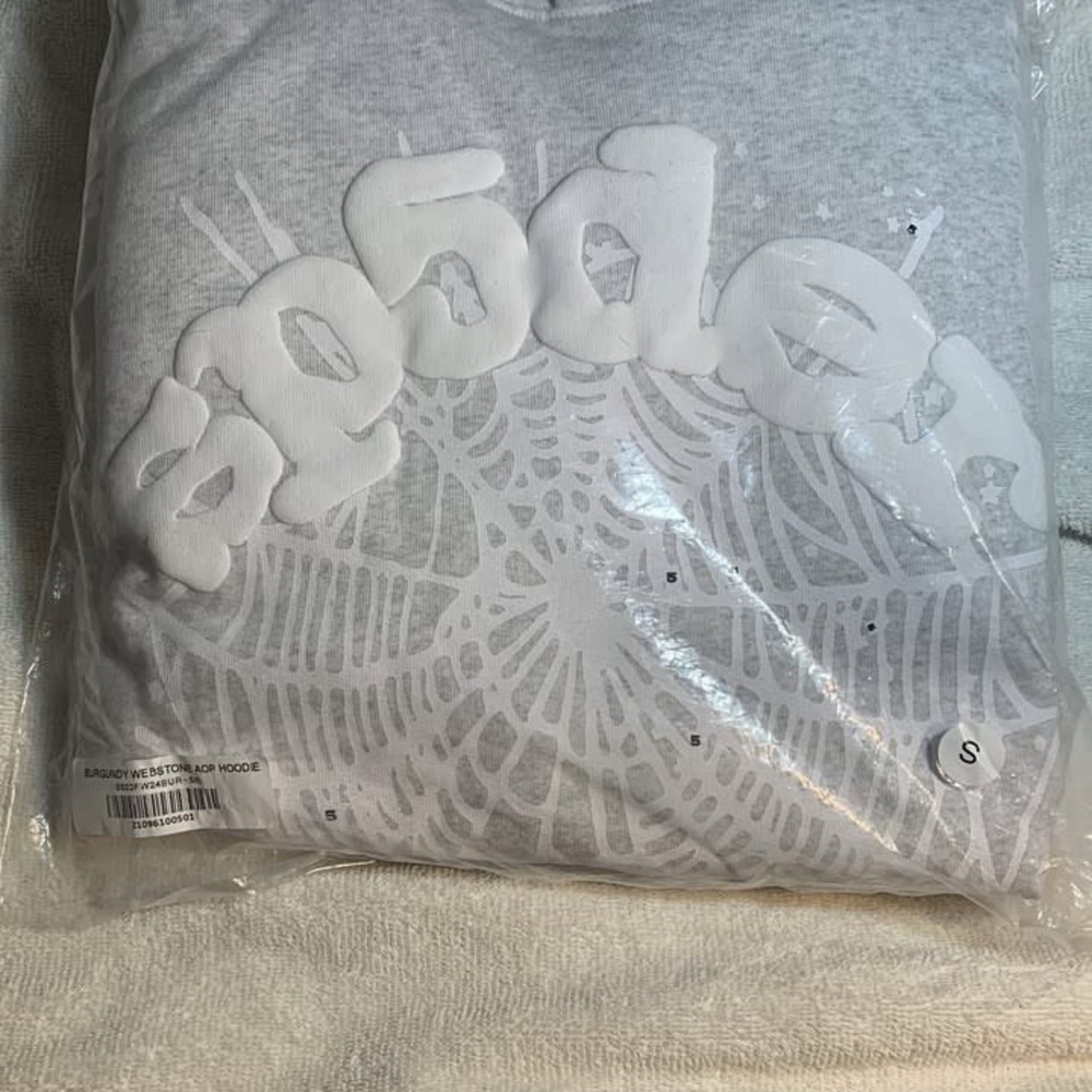 Gray Sp5der Hoodie